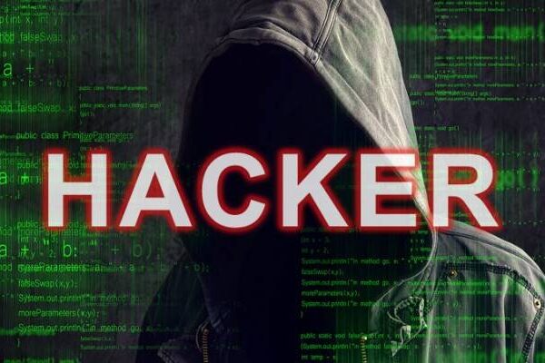 immagine di repertorio di un hacker